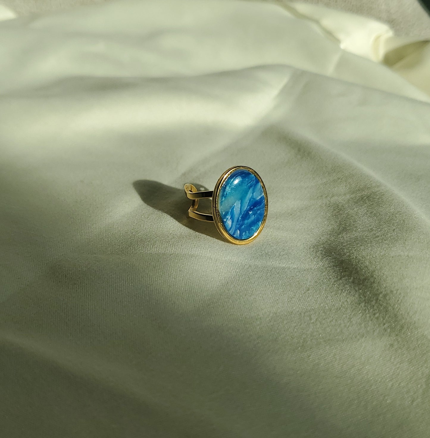 Oval Ring